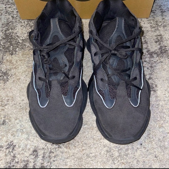 Yeezy 500 utility black